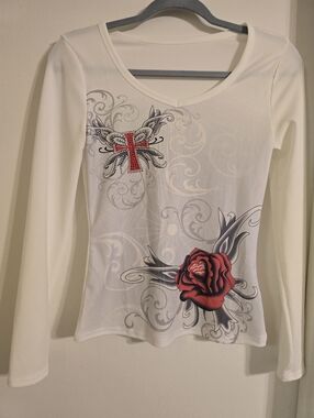 NEW Women's White Long-Sleeve Graphic Tee with Red Rose & Cross Size Small